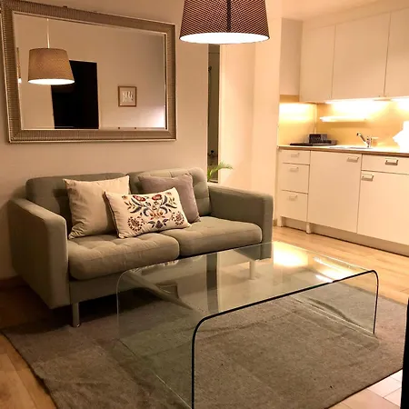Cool & Central 2 Bedroom In Heart Of Eaux-Vives Genebra Exterior foto