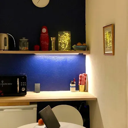 Cool & Central 2 Bedroom In Heart Of Eaux-Vives Genebra Exterior foto