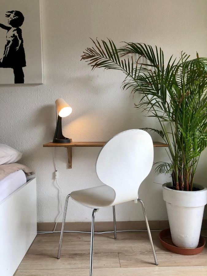 Apartment Cool & 2 Bedroom In Heart Of Eaux-vives