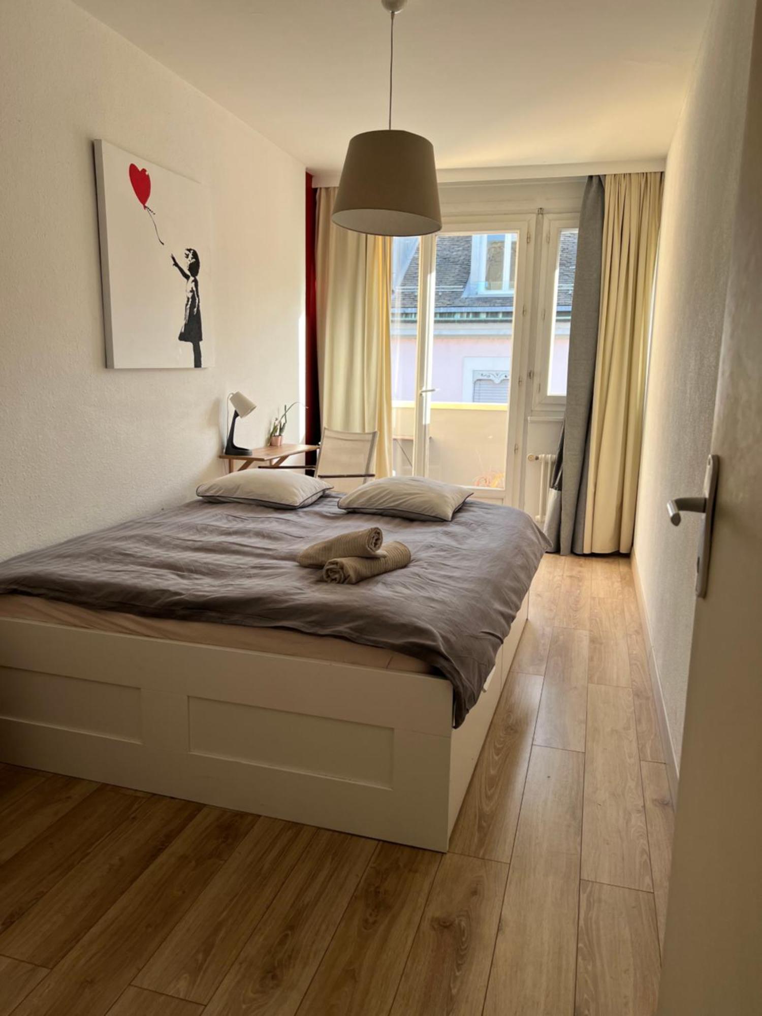 Apartment Cool & 2 Bedroom In Heart Of Eaux-vives *