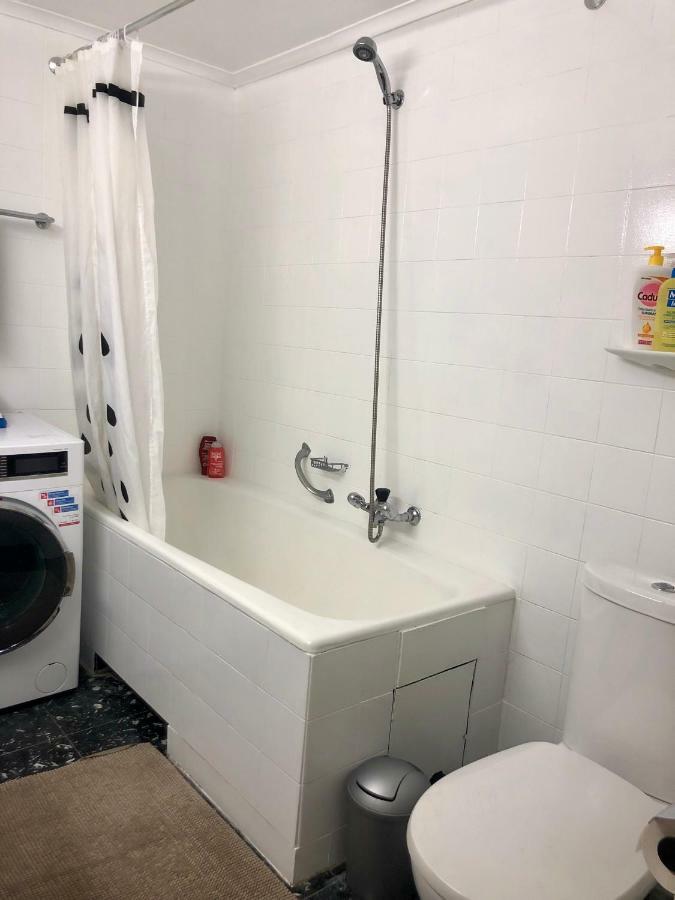 Apartment Cool & 2 Bedroom In Heart Of Eaux-vives *